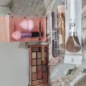 Lot nude eye shadow Maybelline blending sponges